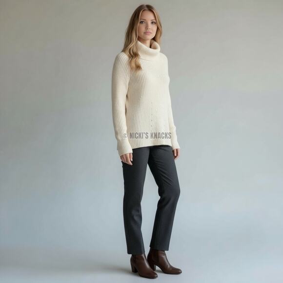 Banana Republic Italian Yarn Merino Wool Turtleneck Sweater Cream Size M - Picture 9 of 10